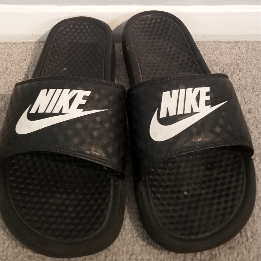 NIKE SLIDES SANDALS SZ 9